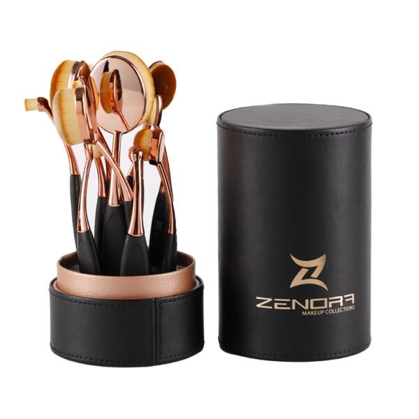 Zenora Round Brush